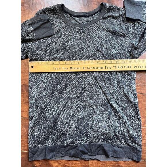Lululemon Swiftly Breathe Long Sleeve Floral Black Rhino Grey Active 6? READ - Picture 2 of 5
